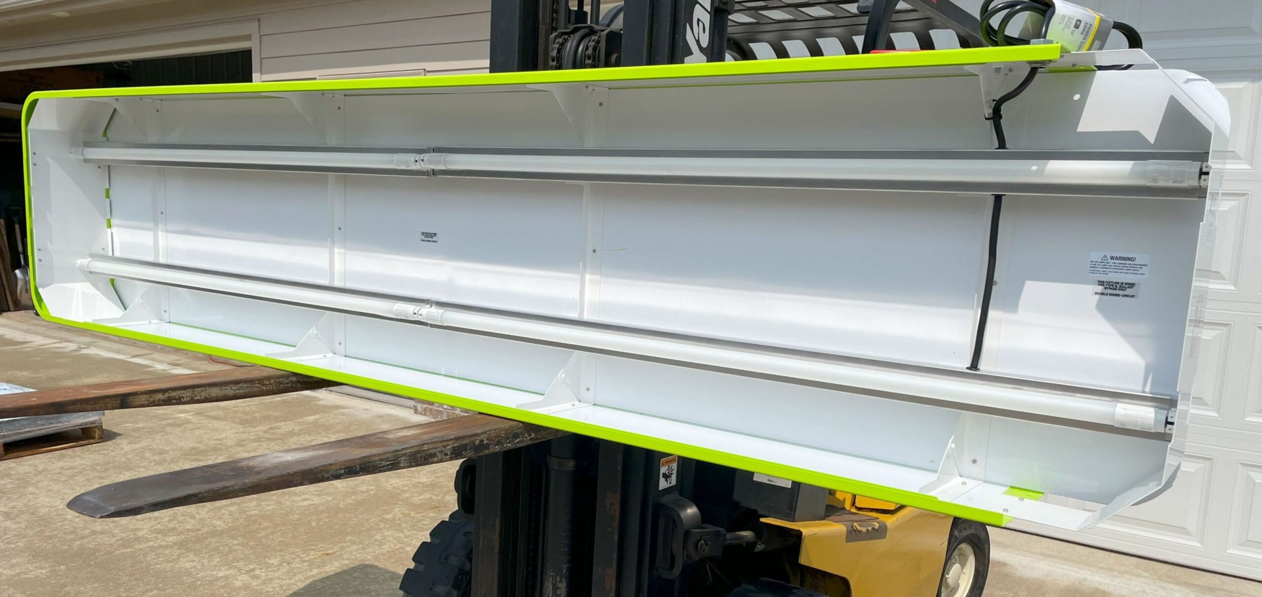 21” x 96” Green STEIGER Sign - Image 4